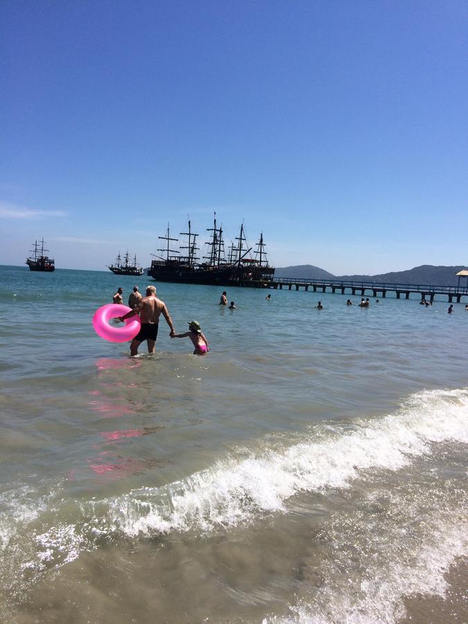Lindo Apto, 50Metros Do Mar, Ideal Para Familias フロリアノポリス エクステリア 写真
